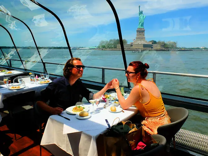 Valentines Dinner Cruise in New York - SOL