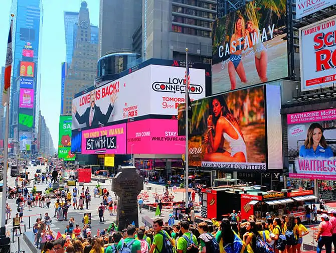 Things to do in Times Square - Crowds