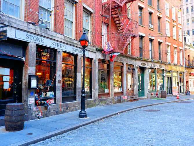 Things to do in Lower Manhattan and the Financial District - Stone Street
