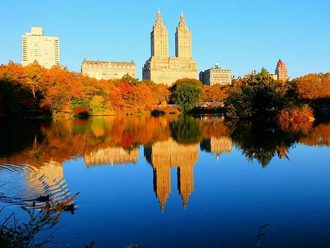 Central Park Movie Sites Walking Tour - The reservoir