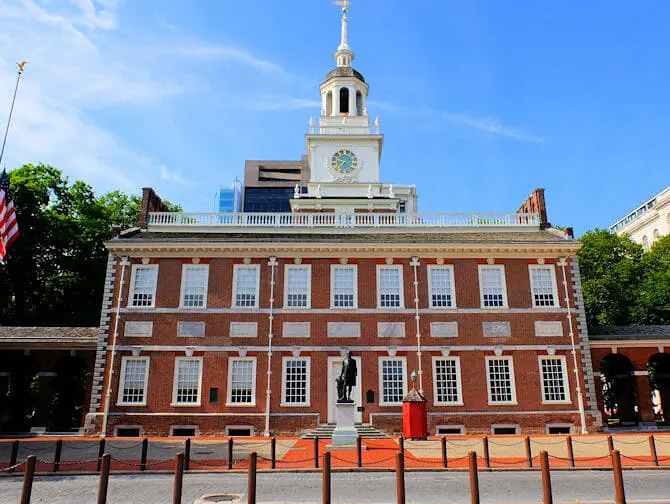 New York to Philadelphia and Amish Country Day Trip