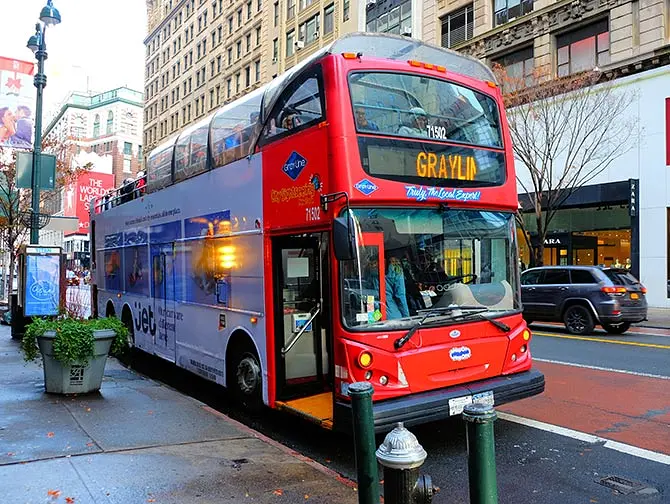 Hop-on Hop-off Bus in New York - Gray Line Red Bus
