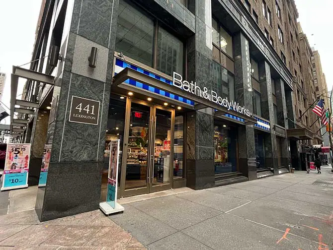 Make up in New York - Bath and Body Works