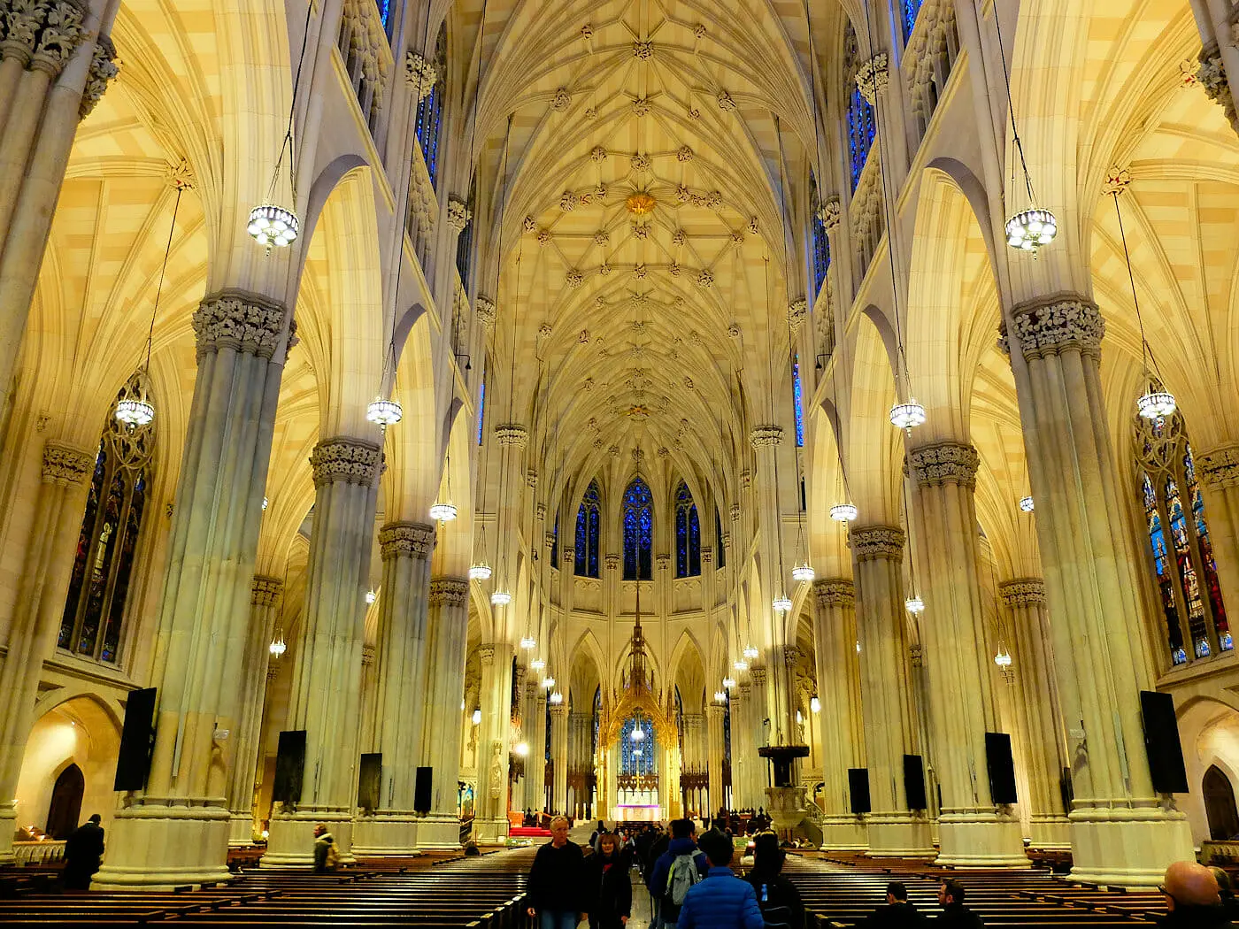 St. Patrick’s Cathedral in New York - Impressive Architecture