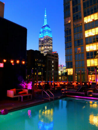 Swiming in New York - Royalton Hotel