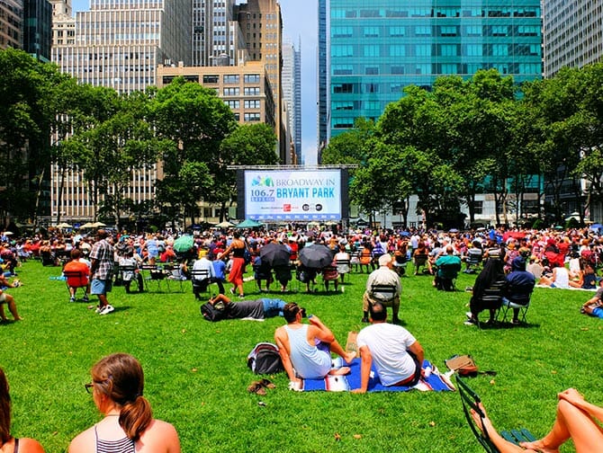 Broadway in Bryant Park NewYorkCity.ca