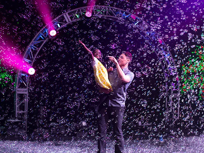 Gazillion Bubble Show on Broadway Tickets - Family Show