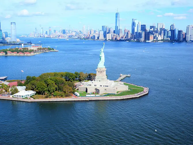 New York Helicopter Tour Statue of Liberty Downtown eric both bottom right