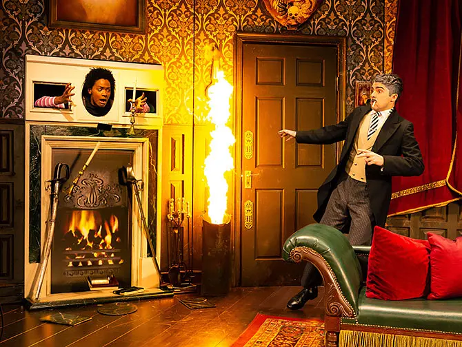 The Play That Goes Wrong in New York Tickets Fire