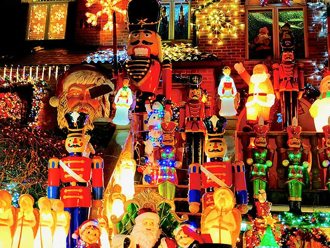 Filming Locations in New York - Home Alone Dyker Heights