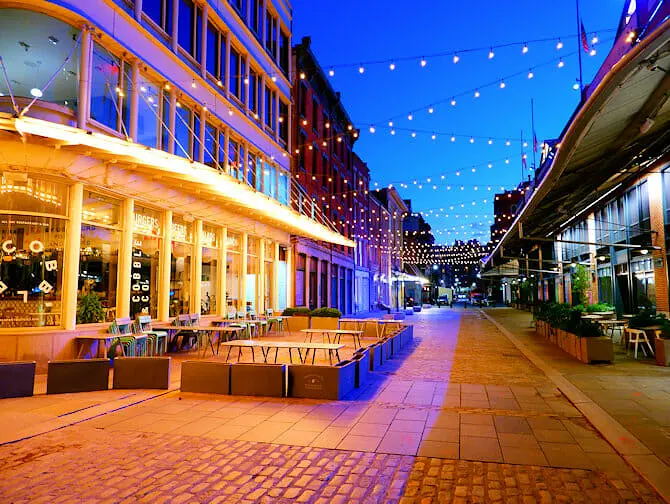 Things to do in South Street Seaport - At Night