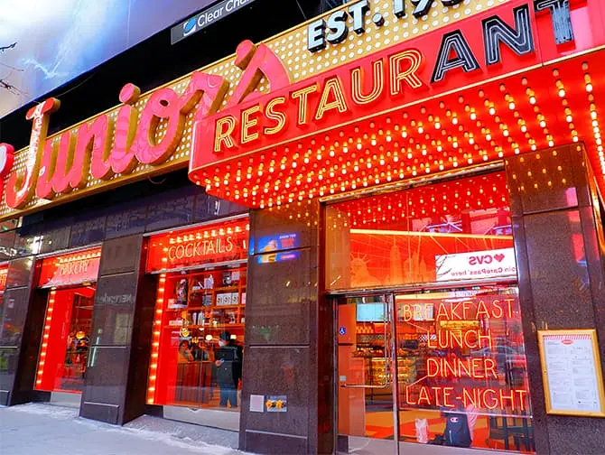 The best cheesecake in New York - Junior's Restaurant
