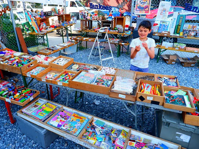 Flea Markets in New York - Williamsburg Brooklyn Flea