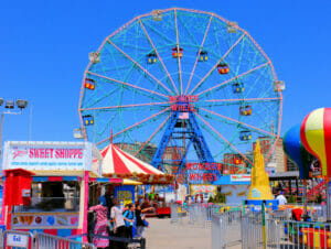 Denos Wonder Wheel Amusement Park in Coney Island Ferris Wheel