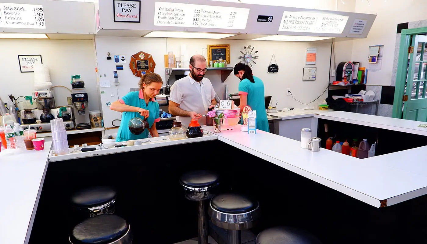 Best Donut in New York - Peter Pan Donut Pastry Shop