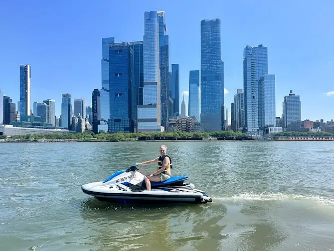 Jet skiing in New York - Jet ski