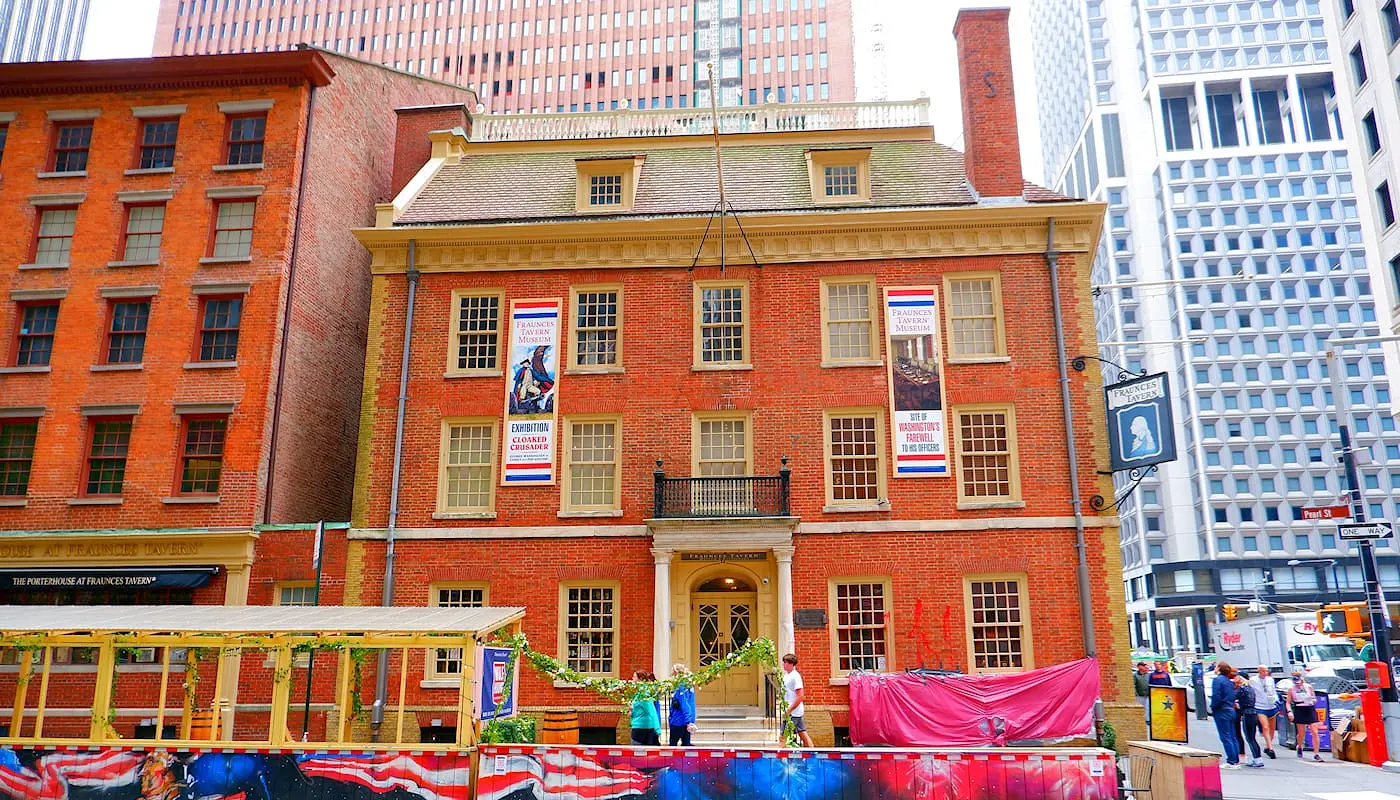 Typical American Food in New York -Fraunces Tavern