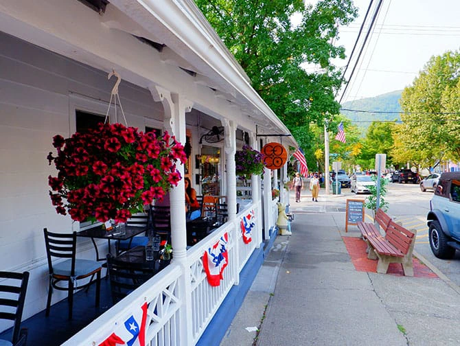 Small Town America: Day Trip to Cold Spring near New York - Upstate New York