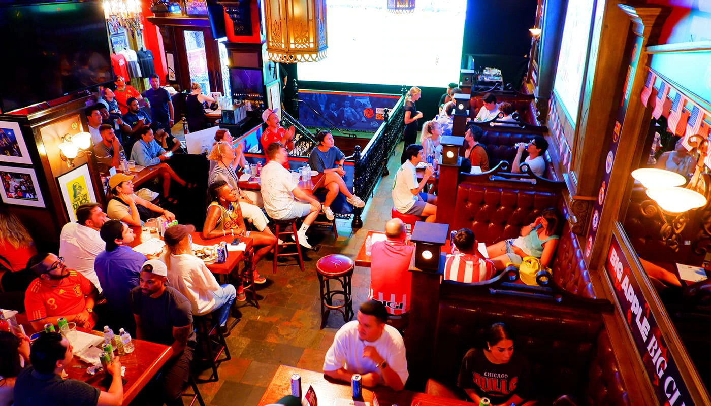 Best Nightclubs in New York - The Football Factory