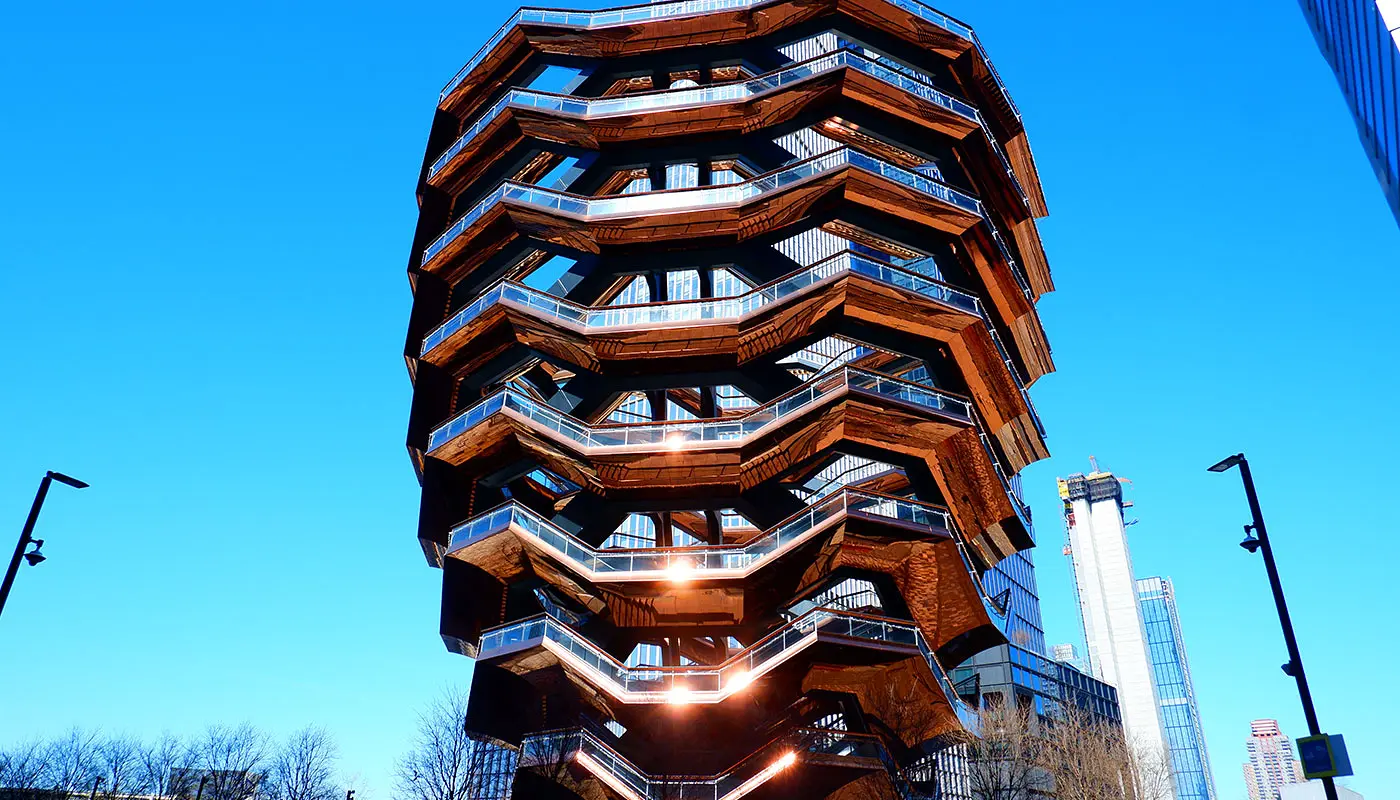 Walking Route High Line Park - Hudson Yards in New York - Glimpse of the Walking Route